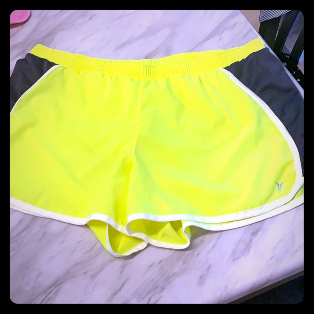 Old Navy Active shorts
